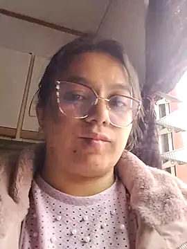 Snapshot of Jenni002_- chatting on February 2026 05:22:02 PM Jenni002 - online show from February 2026 05:22:02 PM