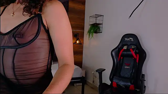 FernandaBrown   online show from May 2026 07:43:01 PM