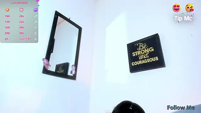 Snapshot of Lily-Scott chatting on February 2026 11:36:01 PM Lily-Scott online show from February 2026 11:36:01 PM