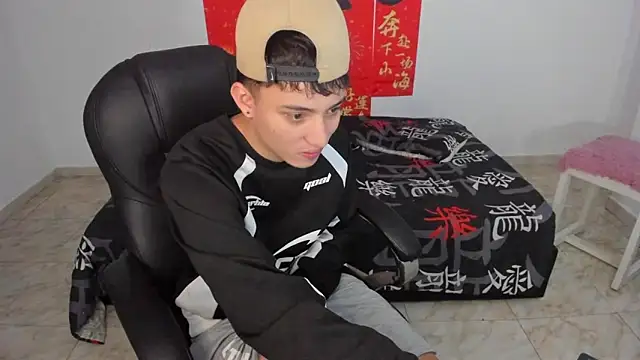 Wesleey-Boy online show from April 2026 07:22:01 PM