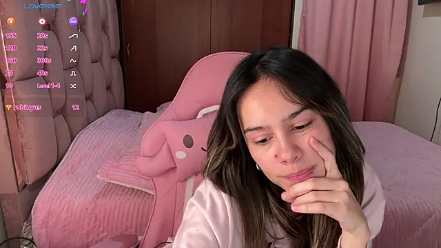 Zaphiroo 10 online show from February 2026 10:43:02 PM