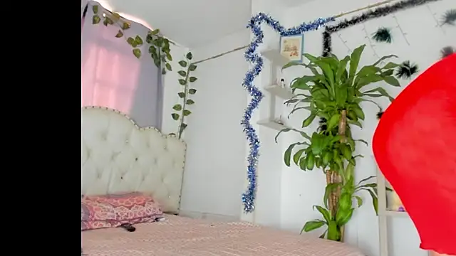 Snapshot of sweet_supreme chatting on February 2026 08:02:02 PM sweet supreme online show from February 2026 08:02:02 PM