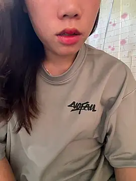 DoliceGirl2k online show from June 2026 12:32:01 AM