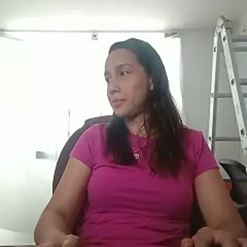 Snapshot of MiaAllure chatting on February 2026 06:56:01 PM MiaAllure online show from February 2026 06:56:01 PM