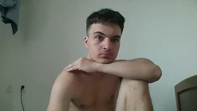 Snapshot of MrPine19 chatting on February 2026 03:13:02 AM MrPine19 online show from February 2026 03:13:02 AM