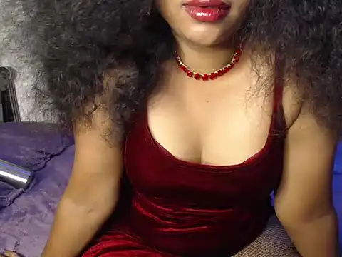 Snapshot of VixenNandhu chatting on April 2026 10:29:02 PM VixenNandhu online show from April 2026 10:29:02 PM