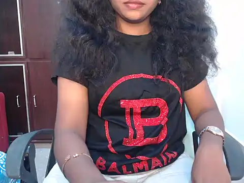 Snapshot of VixenNandhu chatting on April 2026 04:13:01 PM VixenNandhu online show from April 2026 04:13:01 PM