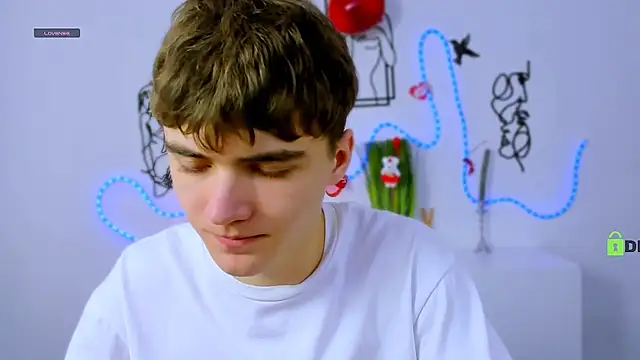 Snapshot of emil_lucky chatting on February 2026 12:34:02 PM emil lucky online show from February 2026 12:34:02 PM