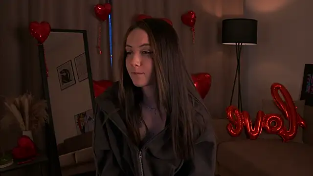 Snapshot of EmiliaKallin chatting on February 2026 03:36:01 AM EmiliaKallin online show from February 2026 03:36:01 AM