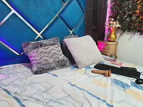 VenuzNaughty online show from February 2026 12:23:01 PM