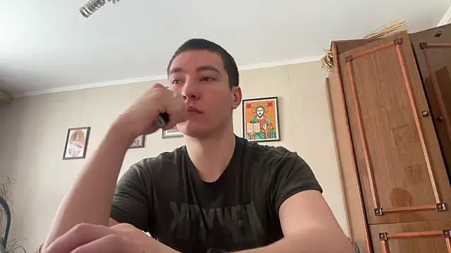 Snapshot of MoonlightVera chatting on February 2026 10:12:01 AM MoonlightVera online show from February 2026 10:12:01 AM