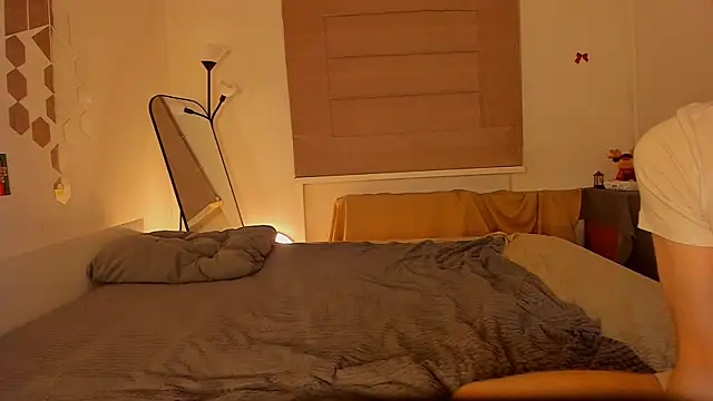 CalmFever online show from February 2026 03:08:01 PM