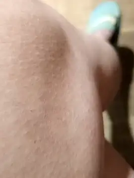 Snapshot of Alinamiss120 chatting on March 2026 05:24:01 AM Alinamiss120 online show from March 2026 05:24:01 AM