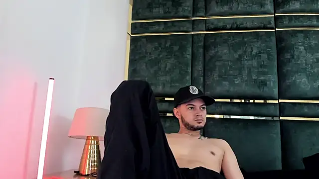 GaelyCoral online show from March 2026 11:48:02 AM