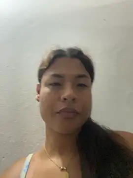 Snapshot of Romie_rous chatting on February 2026 06:45:01 PM Romie rous online show from February 2026 06:45:01 PM