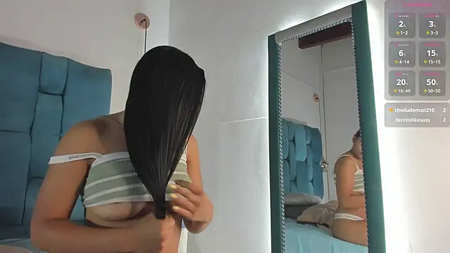 Snapshot of venezolana__caro chatting on May 2026 12:02:01 PM venezolana caro online show from May 2026 12:02:01 PM