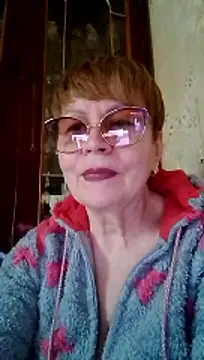 SophieBurns online show from April 2026 11:45:02 AM