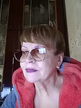 SophieBurns online show from April 2026 12:19:02 PM