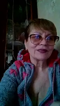 SophieBurns online show from May 2026 01:49:01 PM