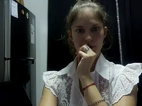 Snapshot of Serafina- chatting on March 2026 04:34:01 PM Serafina- online show from March 2026 04:34:01 PM