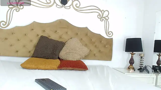 Snapshot of CloeCastillo chatting on February 2026 09:32:02 AM CloeCastillo online show from February 2026 09:32:02 AM