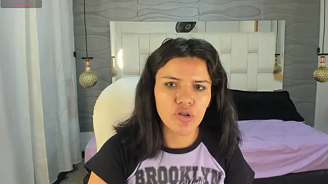 Snapshot of Thaliaa_Lopez chatting on February 2026 10:45:02 AM Thaliaa Lopez online show from February 2026 10:45:02 AM