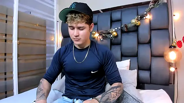 rayan linxx online show from March 2026 07:58:01 PM