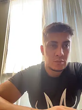 Snapshot of Mau_rivers chatting on February 2026 09:32:02 PM Mau rivers online show from February 2026 09:32:02 PM