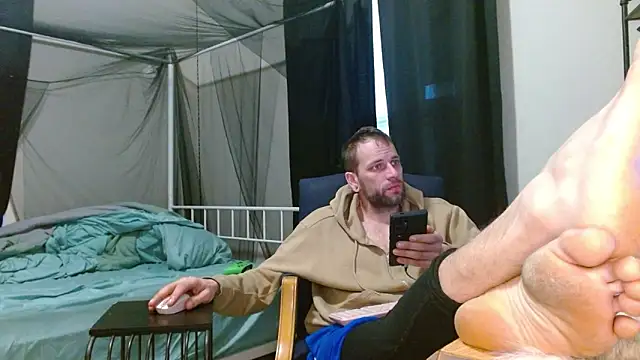 Snapshot of cguffey2284 chatting on February 2026 12:58:02 PM cguffey2284 online show from February 2026 12:58:02 PM