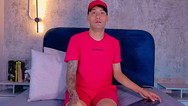 TommyBlue  online show from February 2026 06:51:02 PM