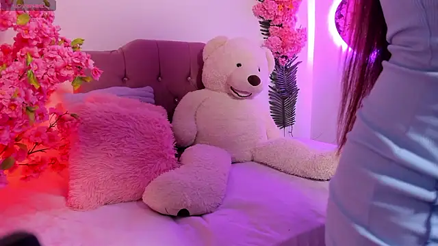 Snapshot of Eleanor_Park_ chatting on March 2026 03:45:02 AM Eleanor Park online show from March 2026 03:45:02 AM