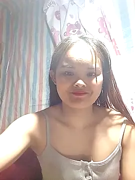 Luminana online show from February 2026 02:40:01 AM