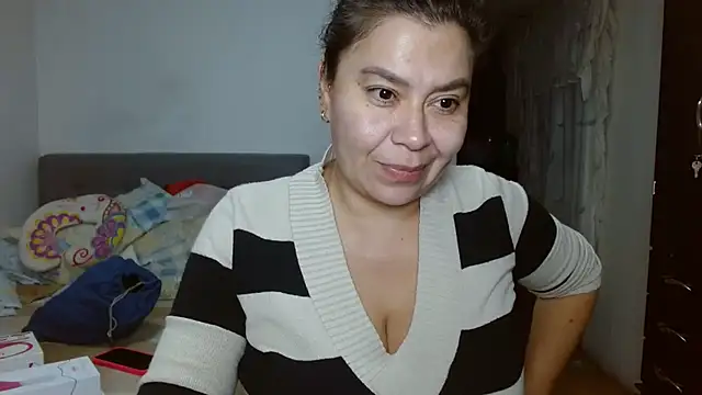 Karo sexy online show from January 2025 06:57:01 AM