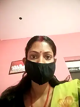 BIG QWEEN NO1 online show from February 2026 07:04:01 AM