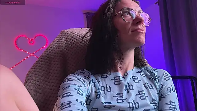 Katy Kar online show from April 2026 07:33:01 PM