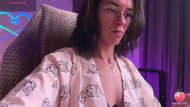 Katy Kar online show from April 2026 07:22:02 PM