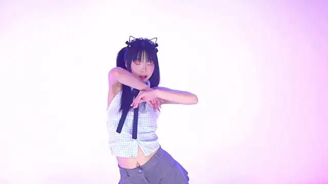 Believe-girl online show from May 2026 12:09:02 PM