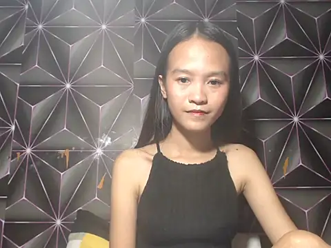 Yourlilpinayy online show from March 2026 02:19:01 AM