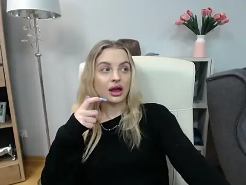 Snapshot of BlankaXCute chatting on February 2026 10:05:02 PM BlankaXCute online show from February 2026 10:05:02 PM