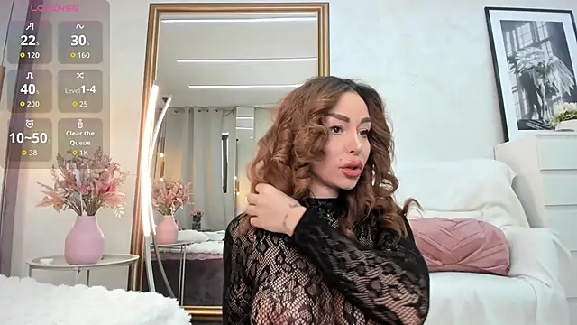 Snapshot of ElinaMoon_ chatting on February 2026 06:47:01 AM ElinaMoon online show from February 2026 06:47:01 AM