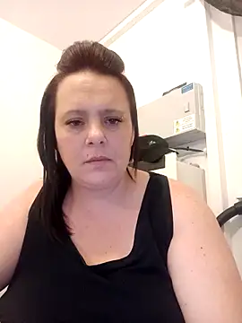 Snapshot of louisa36 chatting on March 2026 10:28:01 PM louisa36 online show from March 2026 10:28:01 PM