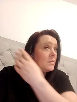 Snapshot of louisa36 chatting on March 2026 09:32:01 PM louisa36 online show from March 2026 09:32:01 PM
