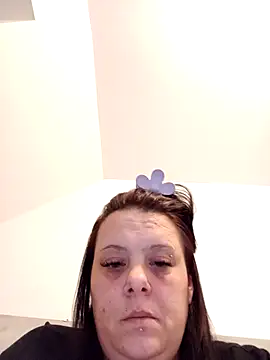 Snapshot of louisa36 chatting on March 2026 10:16:01 PM louisa36 online show from March 2026 10:16:01 PM