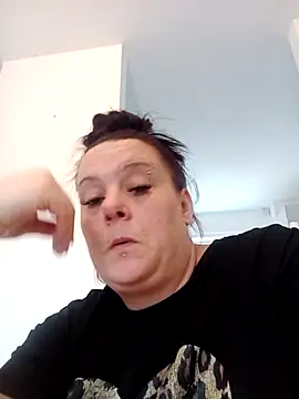 Snapshot of louisa36 chatting on March 2026 09:53:02 AM louisa36 online show from March 2026 09:53:02 AM