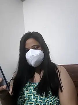 Snapshot of Siya__499 chatting on February 2026 03:38:01 PM Siya 499 online show from February 2026 03:38:01 PM