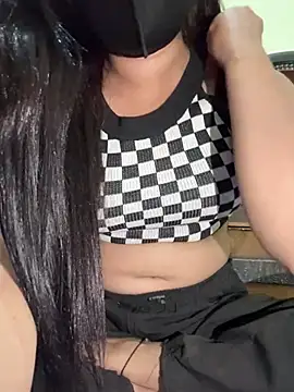 Cutedesigirl online show from February 2026 05:13:02 PM