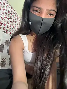 Cutedesigirl online show from March 2026 06:34:02 PM