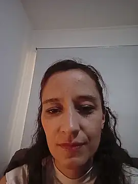 Aurabloom 1 online show from April 2026 06:17:01 PM