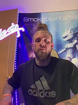 Smokebluntafterblunt online show from April 2026 01:37:02 AM
