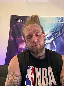 Smokebluntafterblunt online show from April 2026 09:09:02 PM